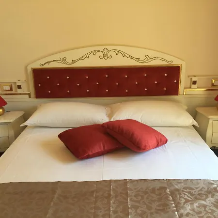 Sant'angelo 西尼加利亚