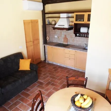 Sant'angelo Apartment *